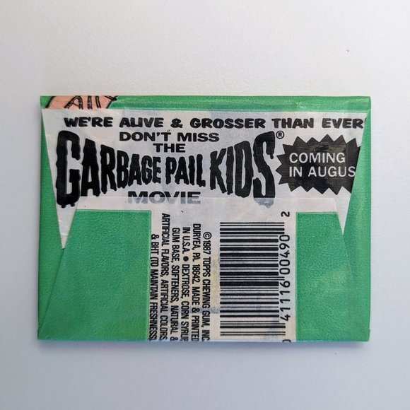 Garbage Pail Kids Tenth Series Sticker Pack-Topps 1987 - Picture 2 of 2